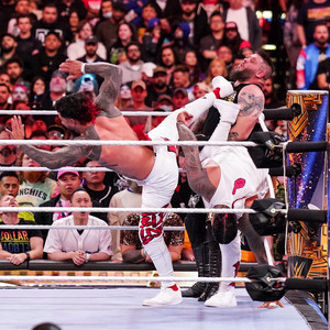  The Usos vs. Sami Zayn and Kevin Owens – Undisputed WWE Tag Team Titel Match | Wrestlemania 39