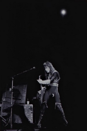  Vinnie ~Norman, Oklahoma...March 21, 1983 (Creatures of the Night Tour)