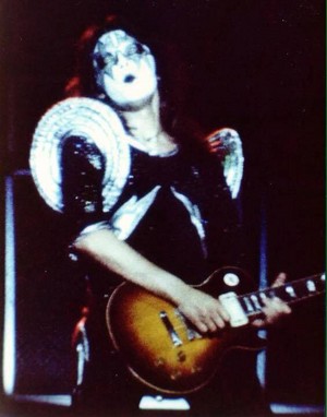  Ace ~Birmingham, England...May 14, 1976 (Alive Tour)