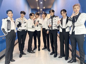  Ateez 'Anchor in SEOUL' - 日 2