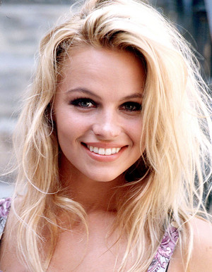  Pam Anderson