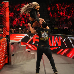  Liv 모건 vs Shayna Baszler | Monday Night Raw | June 26, 2023