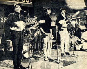  plus The Hollies (1965)
