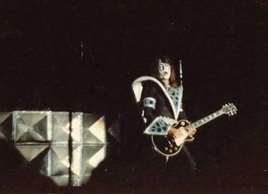  Ace ~Brussels, Bélgica...September 21, 1980 (Unmasked Tour)