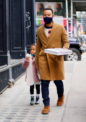  John Legend and his daughter