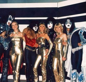  Kiss ~Brussels, Bélgica...September 21, 1980 (Unmasked Tour)