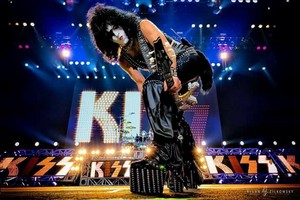  吻乐队（Kiss） ~Niagara Falls, New York...August 19, 2017 (KISS World Tour)