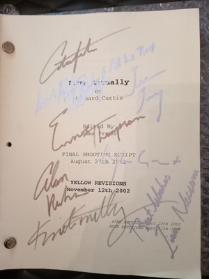  Live Actually Final Shooting Script signed द्वारा cast
