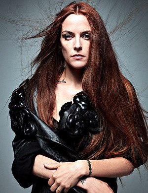  Riley Keough | Photographed door Mario Sorrenti for Vanity Fair | September 2023