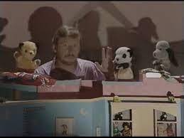  The Sooty 显示 in The Unreal Ghostbusters (1988)