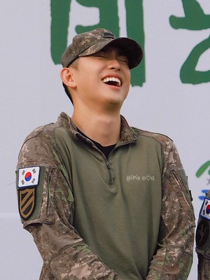  Jinyoung at Ground Forces Festival