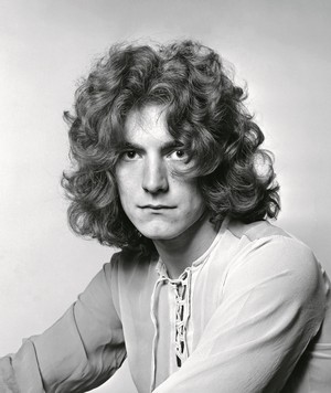  Led Zeppelin (1968) - Robert Plant