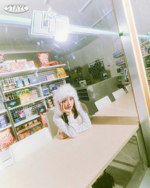  Stayc Japan 3rd Single 'LIT' - Concept foto