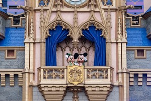  디즈니 Parks Magical 크리스마스 일 Parade | 40th Anniversary
