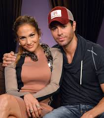  Jennifer Lopez and Enrique Iglesias
