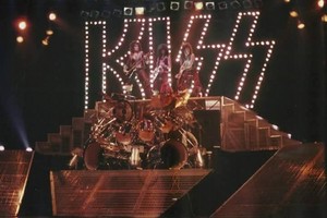  Kiss ~Charlotte, North Carolina...January 6, 1985 (Animalize Tour)