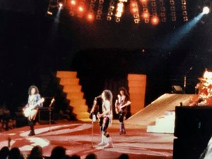  吻乐队（Kiss） ~Rockford, Illinois...January 22, 1986 (Asylum Tour)