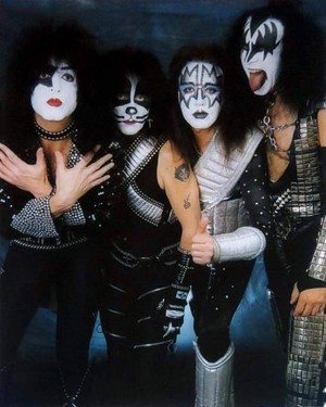  Kiss ~Uniondale, Long Island, New York...December 29, 1996 (Alive Worldwide Reunion Tour)