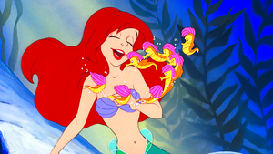 Walt Disney Screencaps – Princess Ariel & The Seahorses