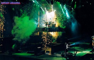  吻乐队（Kiss） ~Paris, France...March 22, 1999 (Psycho Circus Tour)