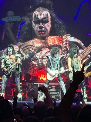  吻乐队（Kiss） ~Tampa, Florida...April 11, 2019 (End of the Road Tour)