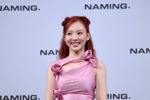  Nayeon at Naming Giappone Event