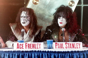  Paul and Ace (NYC) April 16 1996 (Reunion press conference aboard the USS Intrepid)