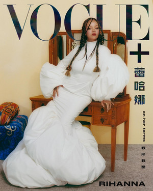  রিহানা for Vogue China (2024)