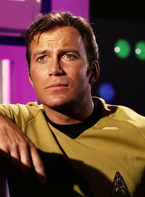  William Shatner as James T. Kirk | bintang Trek