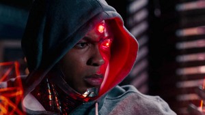  raggio, ray Fisher as Victor Stone aka Cyborg | Justice League | 2017