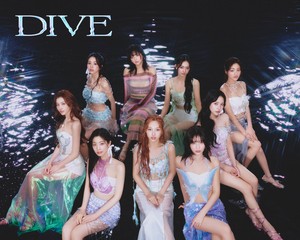  Twice Japan『DIVE』5th ALBUM - Concept 写真