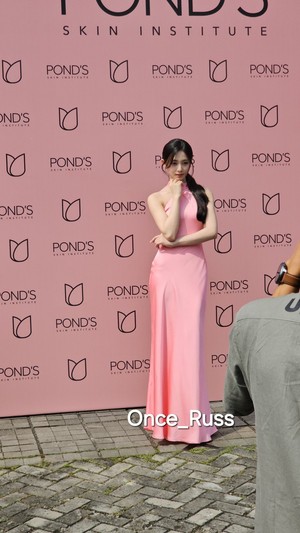 Tzuyu at Pond's Indonesia Event