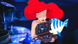  Walt Disney Screencaps – Princess Ariel & cá bơn, bồ câu