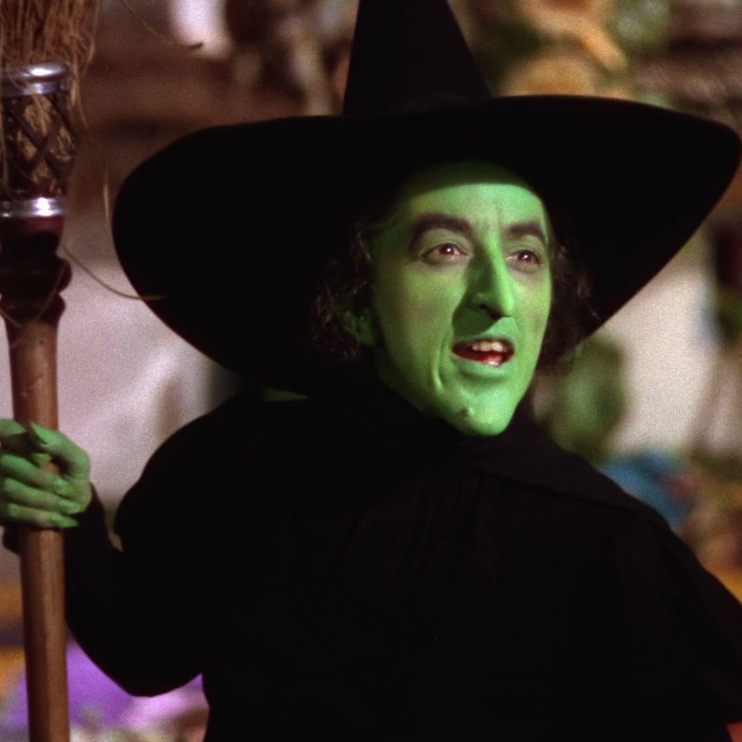 Top 92+ Images pics of the wicked witch of the west Sharp